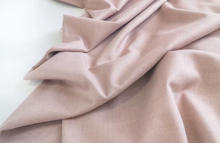Костюмная ткань Розовый туман FS5559